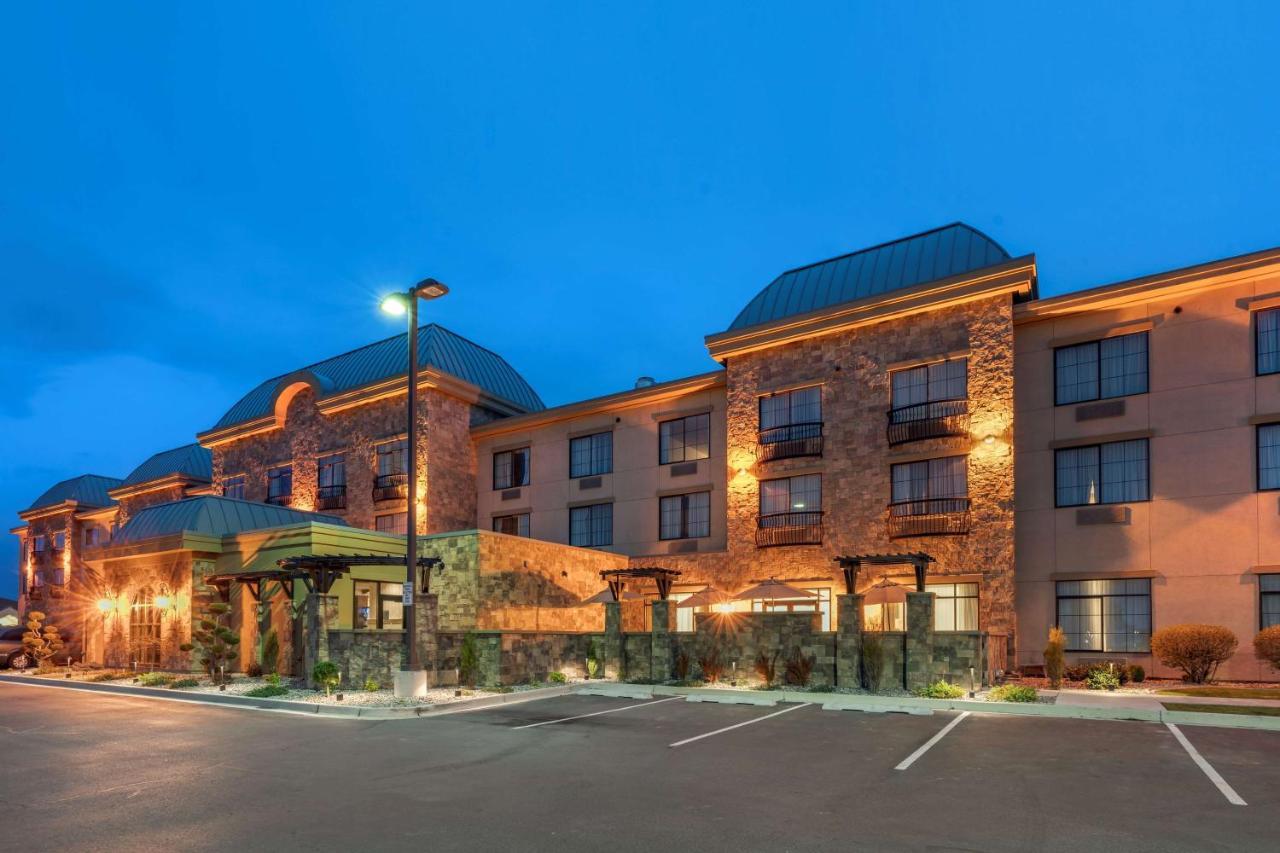 Best Western Premier Pasco Inn And Suites Exterior photo