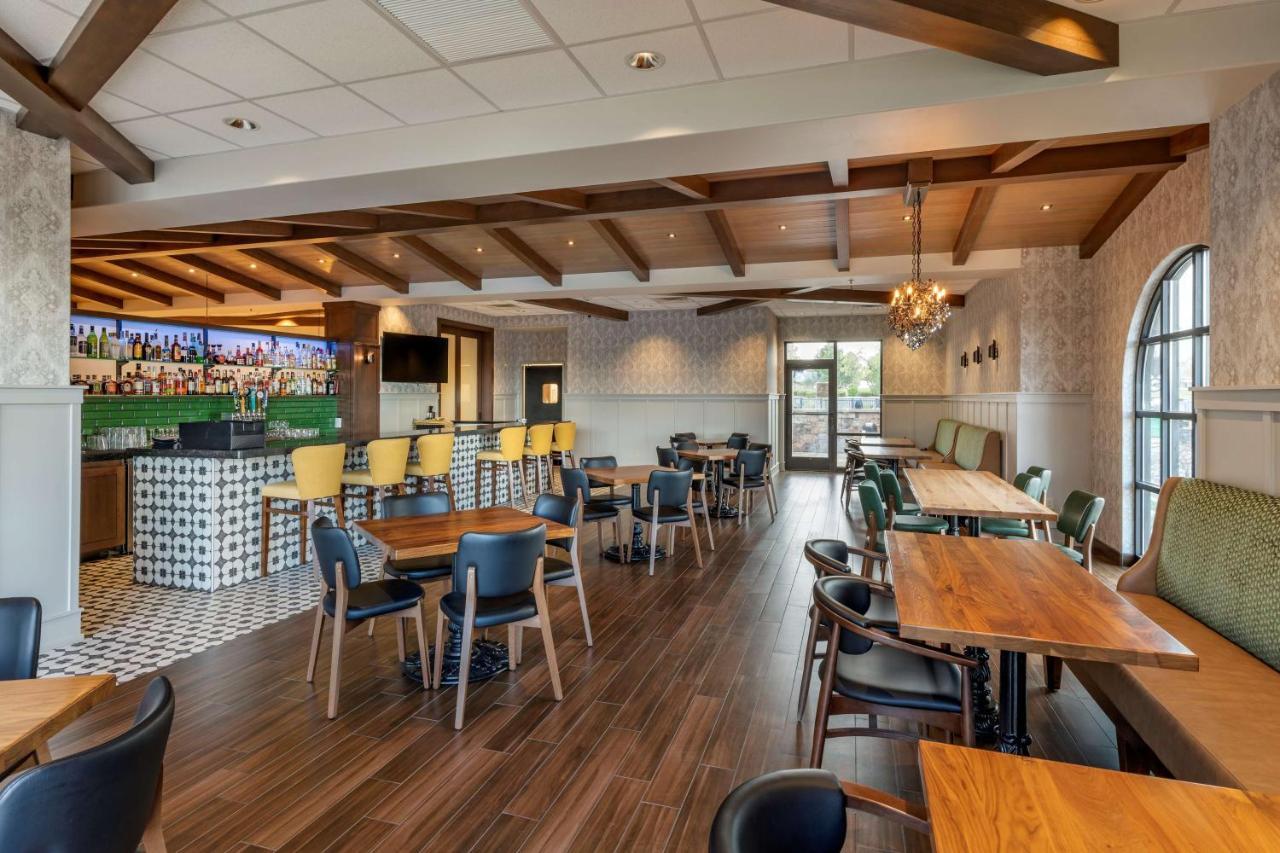 Best Western Premier Pasco Inn And Suites Exterior photo