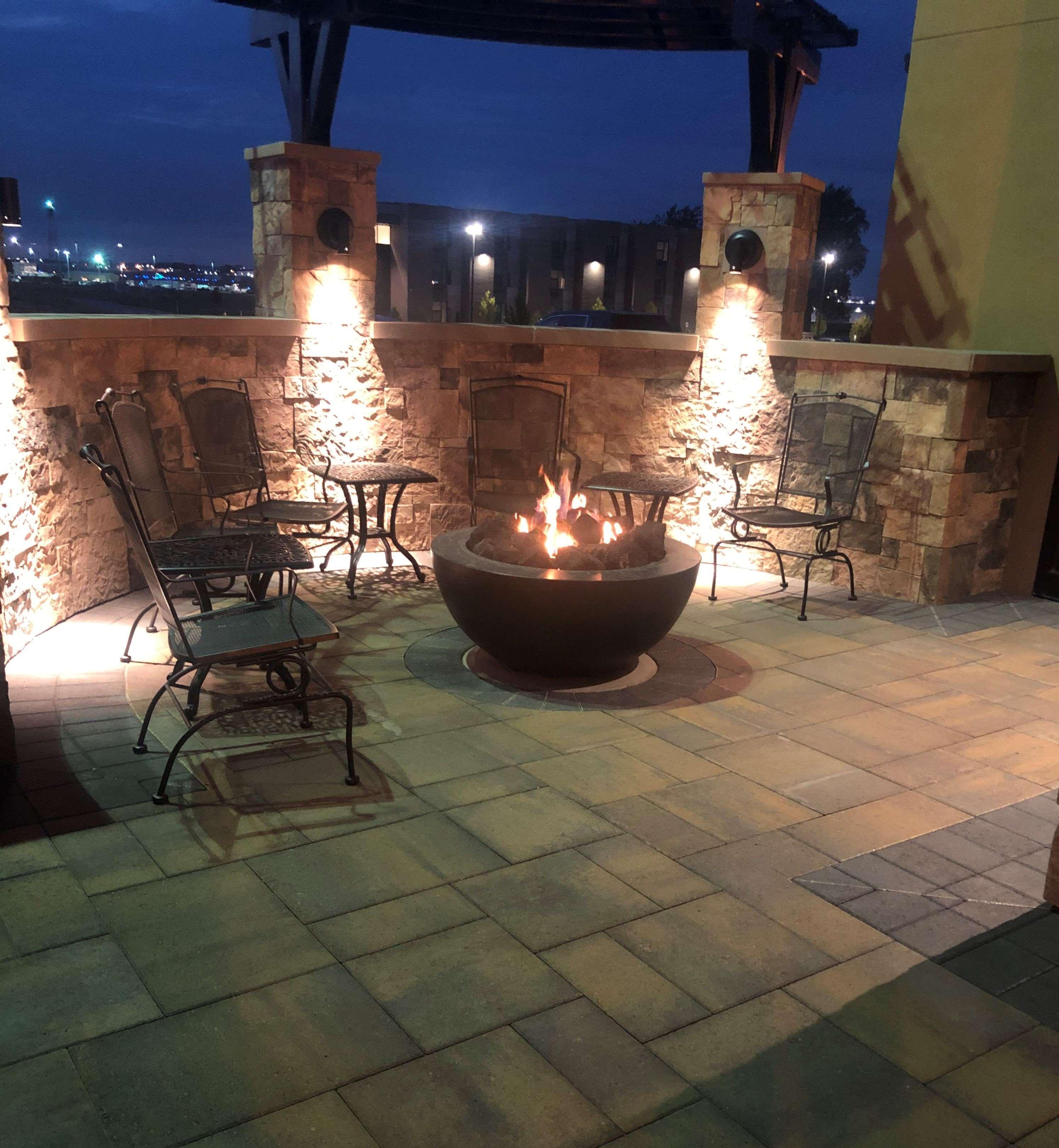 Best Western Premier Pasco Inn And Suites Exterior photo