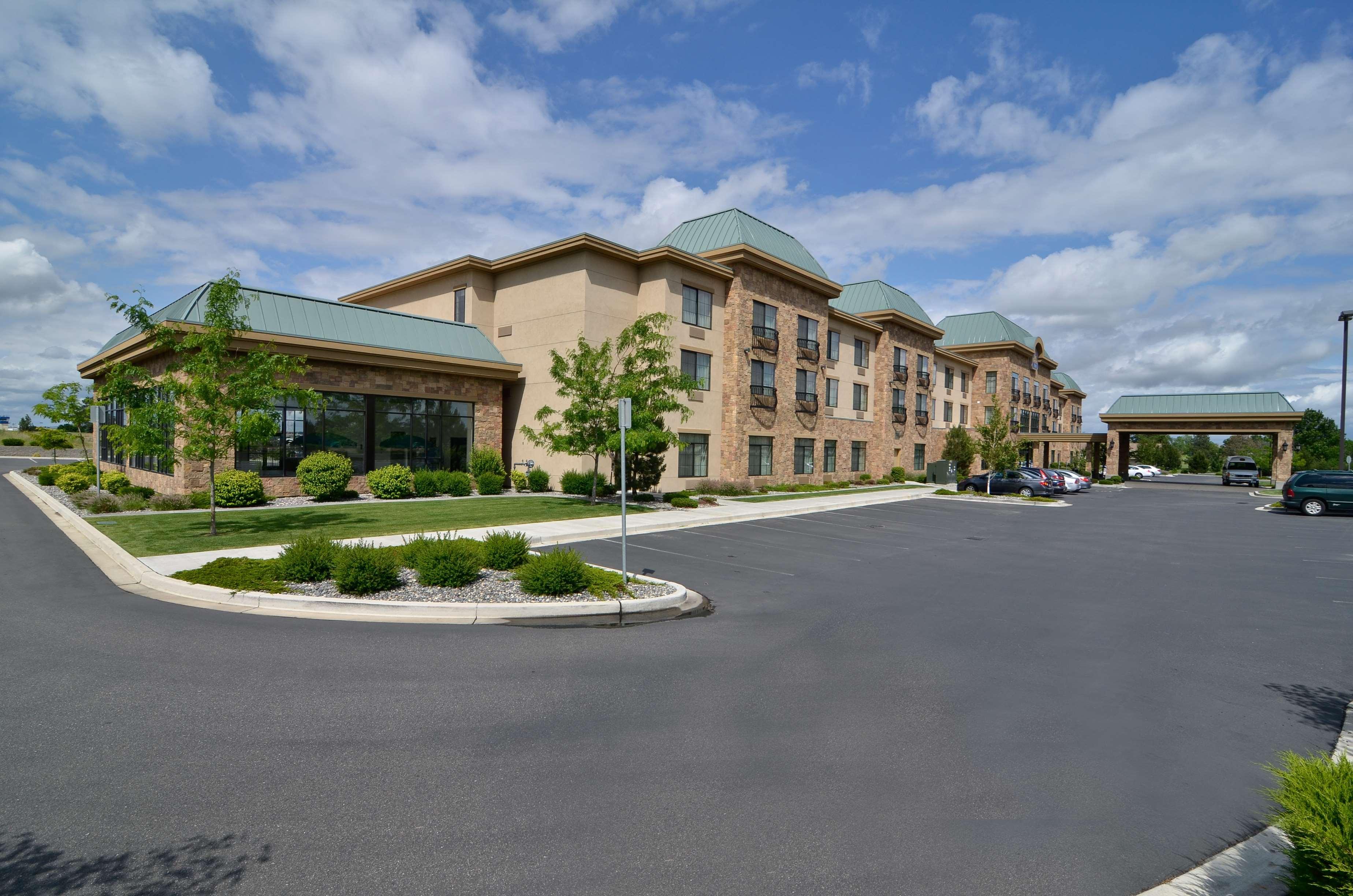 Best Western Premier Pasco Inn And Suites Exterior photo